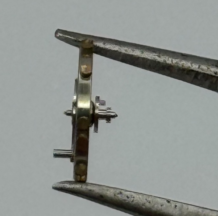 AS 976 1012 Balance Wheel Complete And Spring  29 M Watch Movement Parts NOS