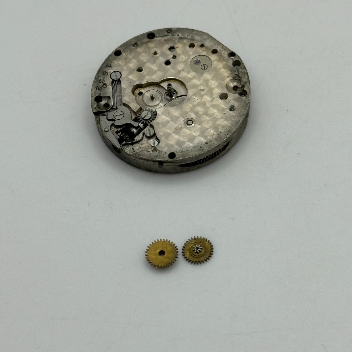 23.2mm Possibly Movado 15 Jewels 4 Adjustments Manual Wind Watch Movement PARTS