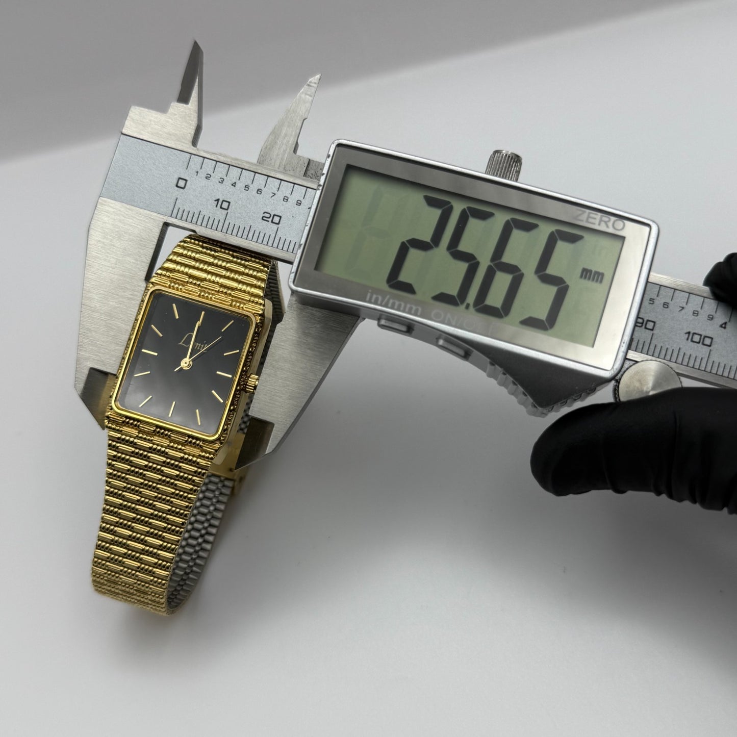 Limit Ladies Quartz Watch Black Dial Gold Tone Bracelet 24mm PARTS REPAIR