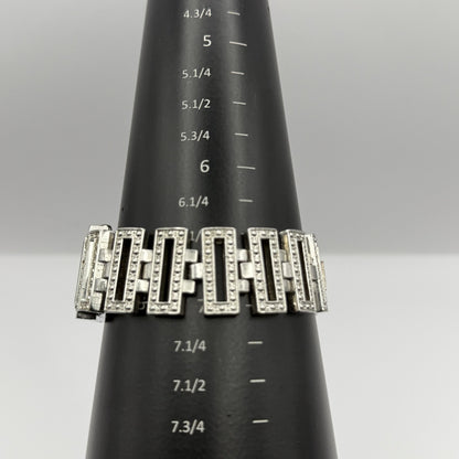 Elegant Ladies Quartz Watch Crystal Accents Silver Tone Bracelet Working 24mm