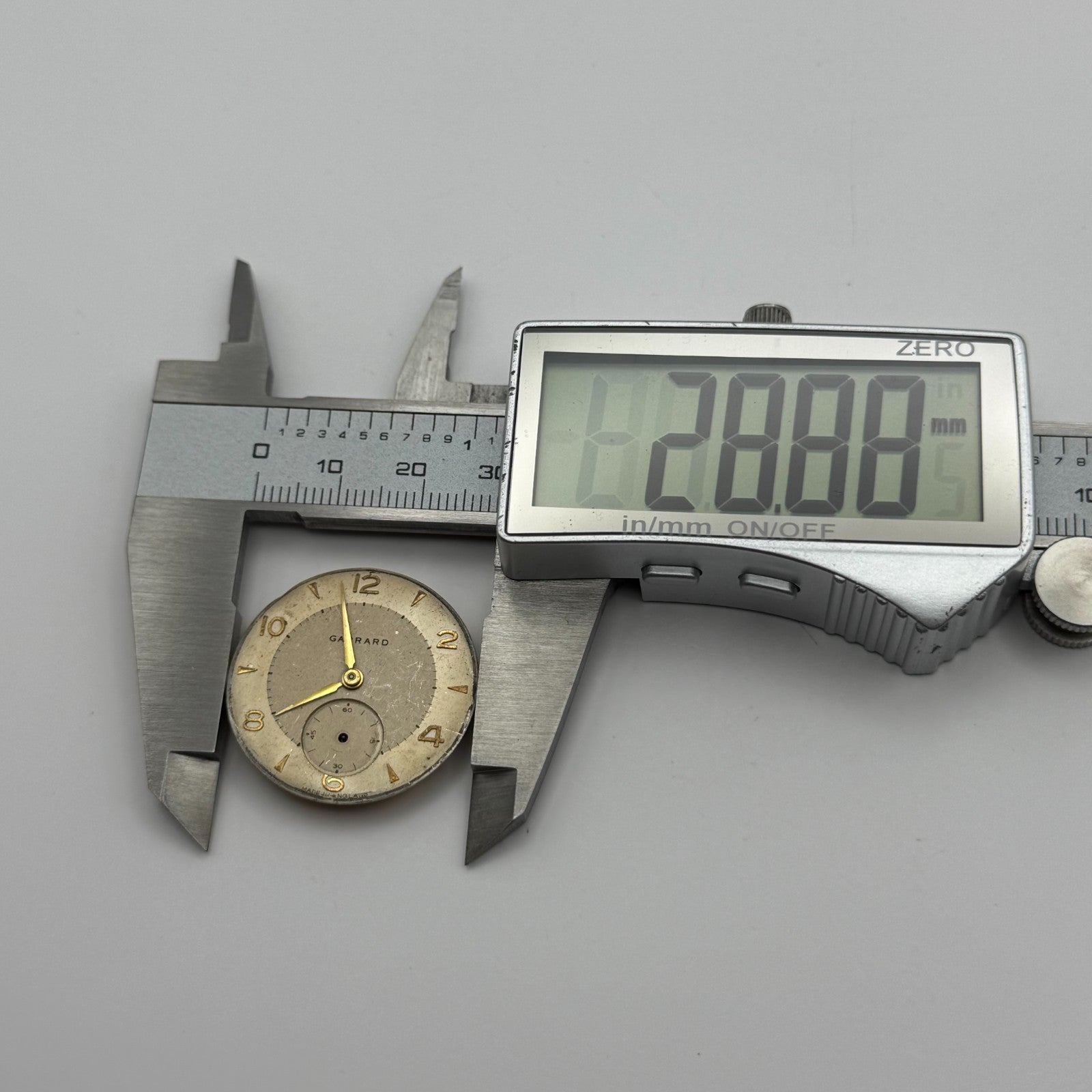 Smiths De Luxe Garrard 18 Jewels Watch Movement Manual Wind Vintage Parts 26.8mm