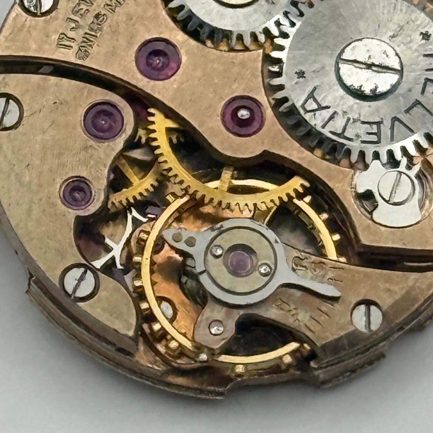 Helvetia 2665 Watch Movement Running Manual Wind Vintage Parts Repair 19.6mm