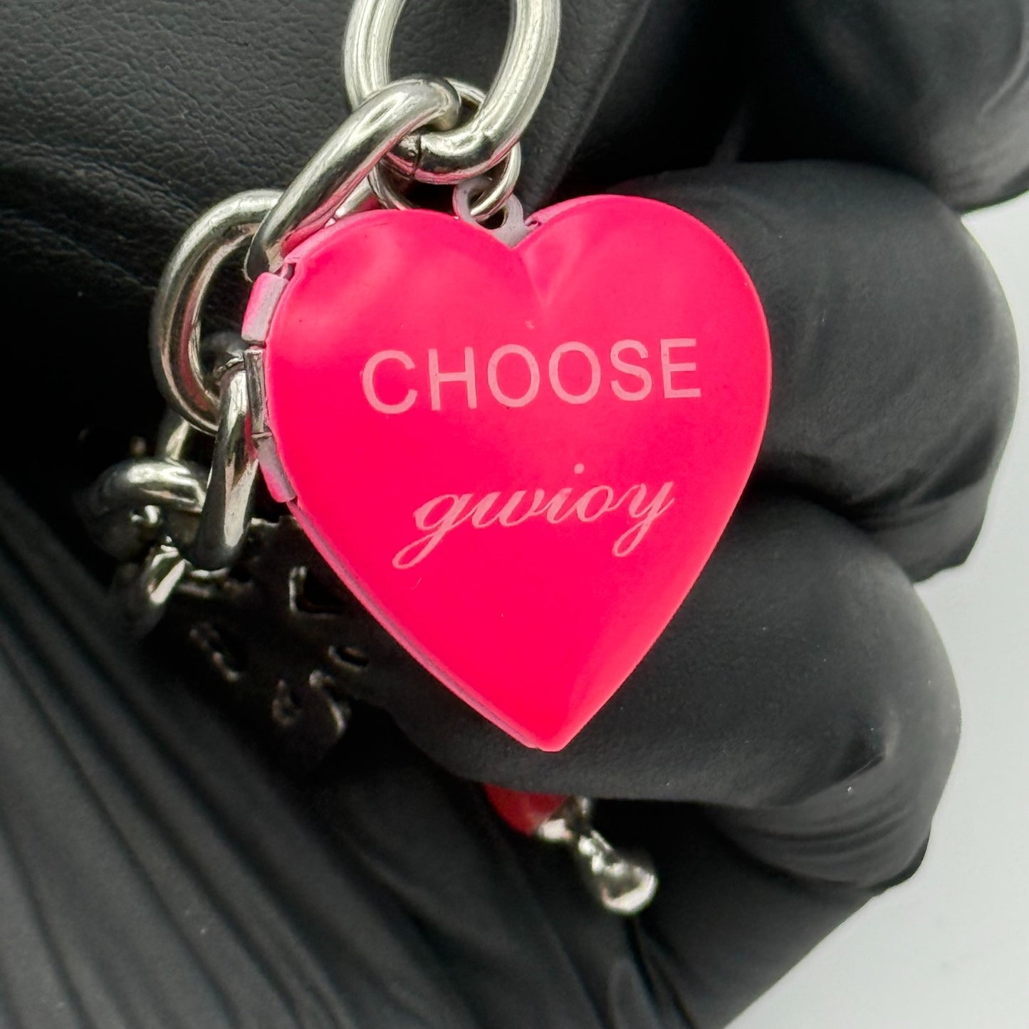 Ladies Quartz Watch Heart Dial Silver Tone Bracelet Stylish Charms Working 28mm