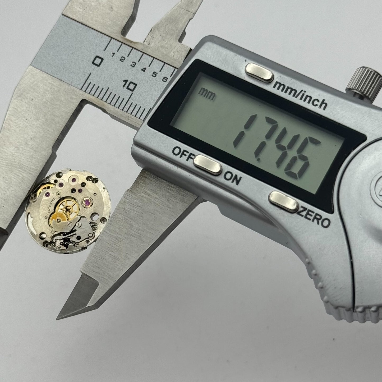 17.4mm Ladies ETA UT 2512 Manual Wind 17 Jewels Watch Movement PARTS REPAIR