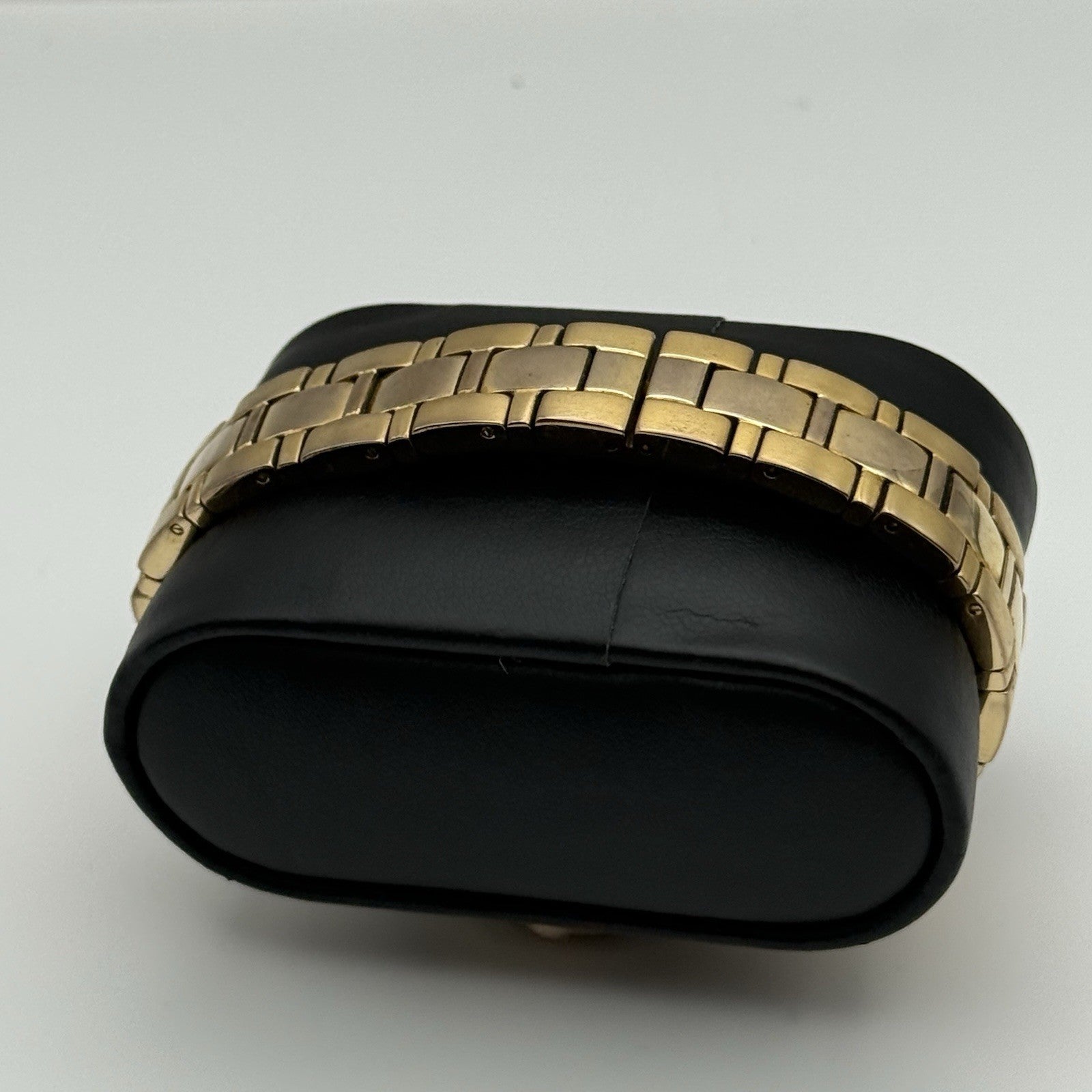 28mm Working Ladies Rotary LB3907 Dolphin Standard Rose Gold Tone Quartz Watch