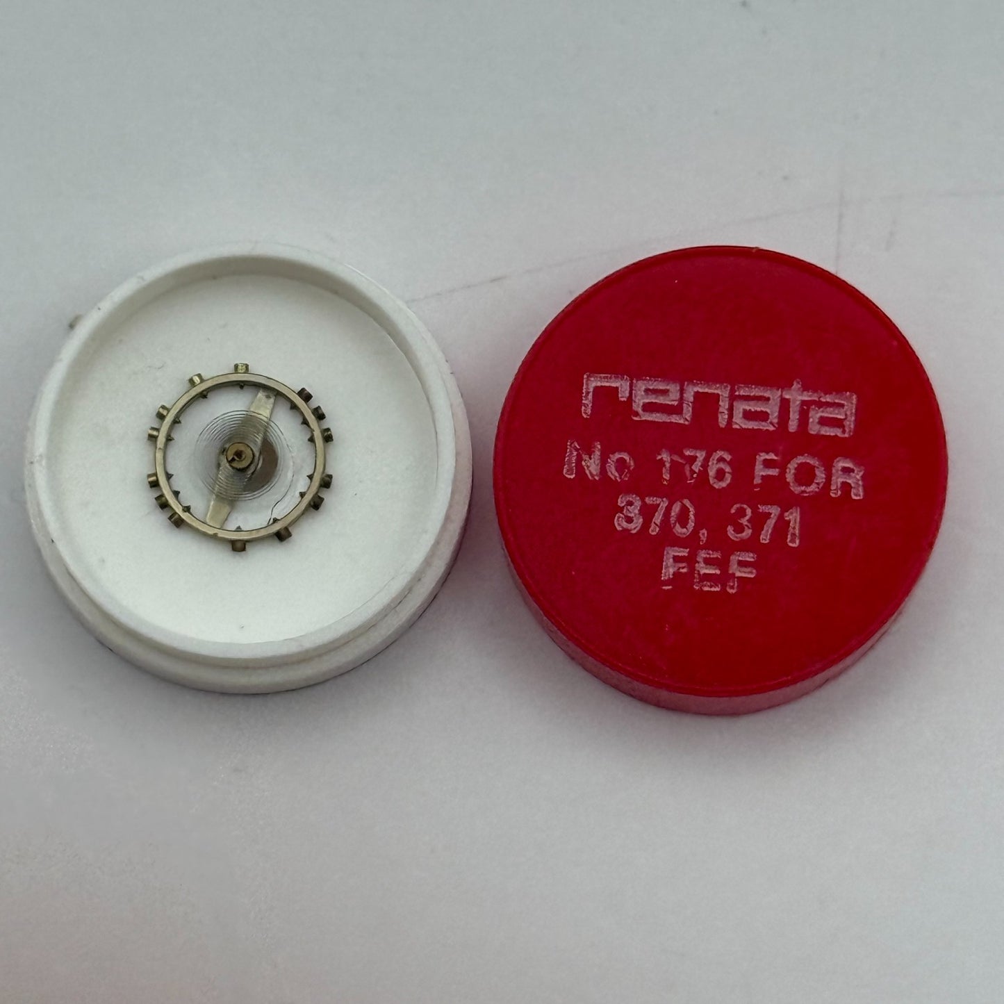 FEF 370 371 Balance Wheel Complete And Spring  176 Watch Movement Parts NOS