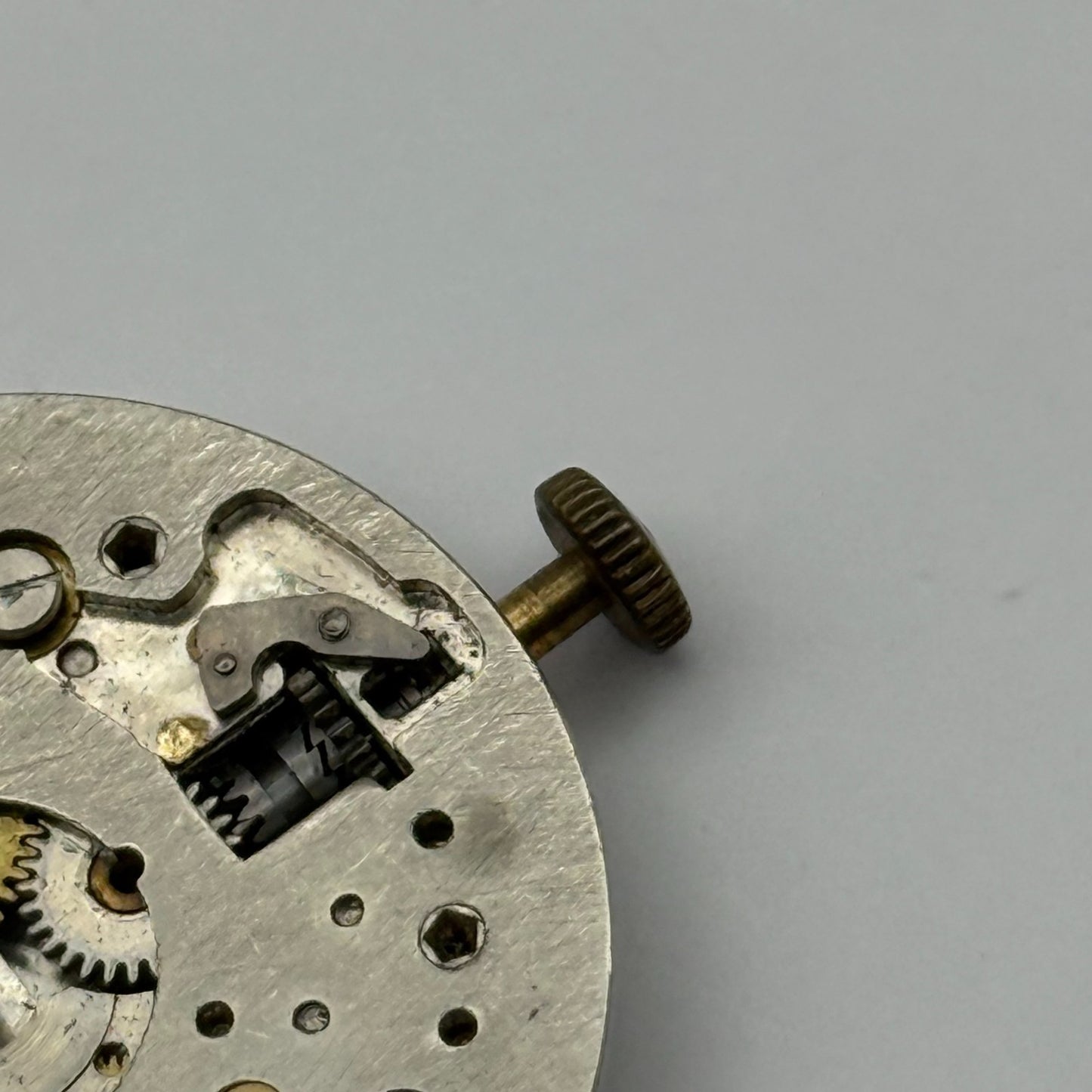BFG 875 Watch Movement 1 Jewel Manual Wind Swiss Vintage Parts Repair 31.1mm