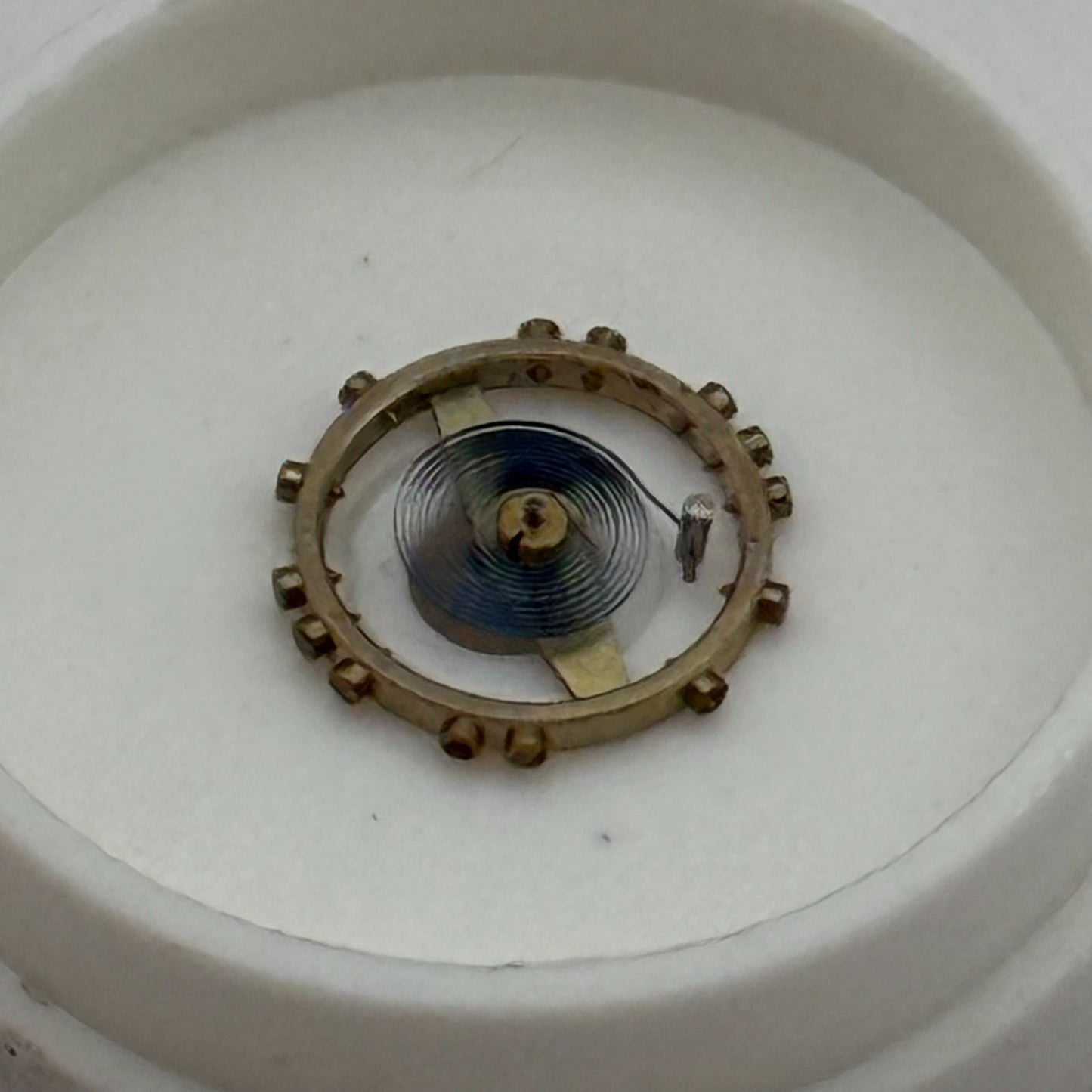 AS 976 1012 Balance Wheel Complete And Spring  29 M Watch Movement Parts NOS