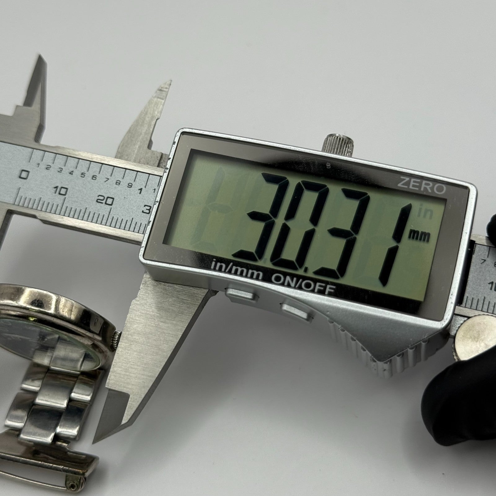 Lorus Quartz Fob Nurse Watch Blue Dial Base Metal Japan Working 29mm