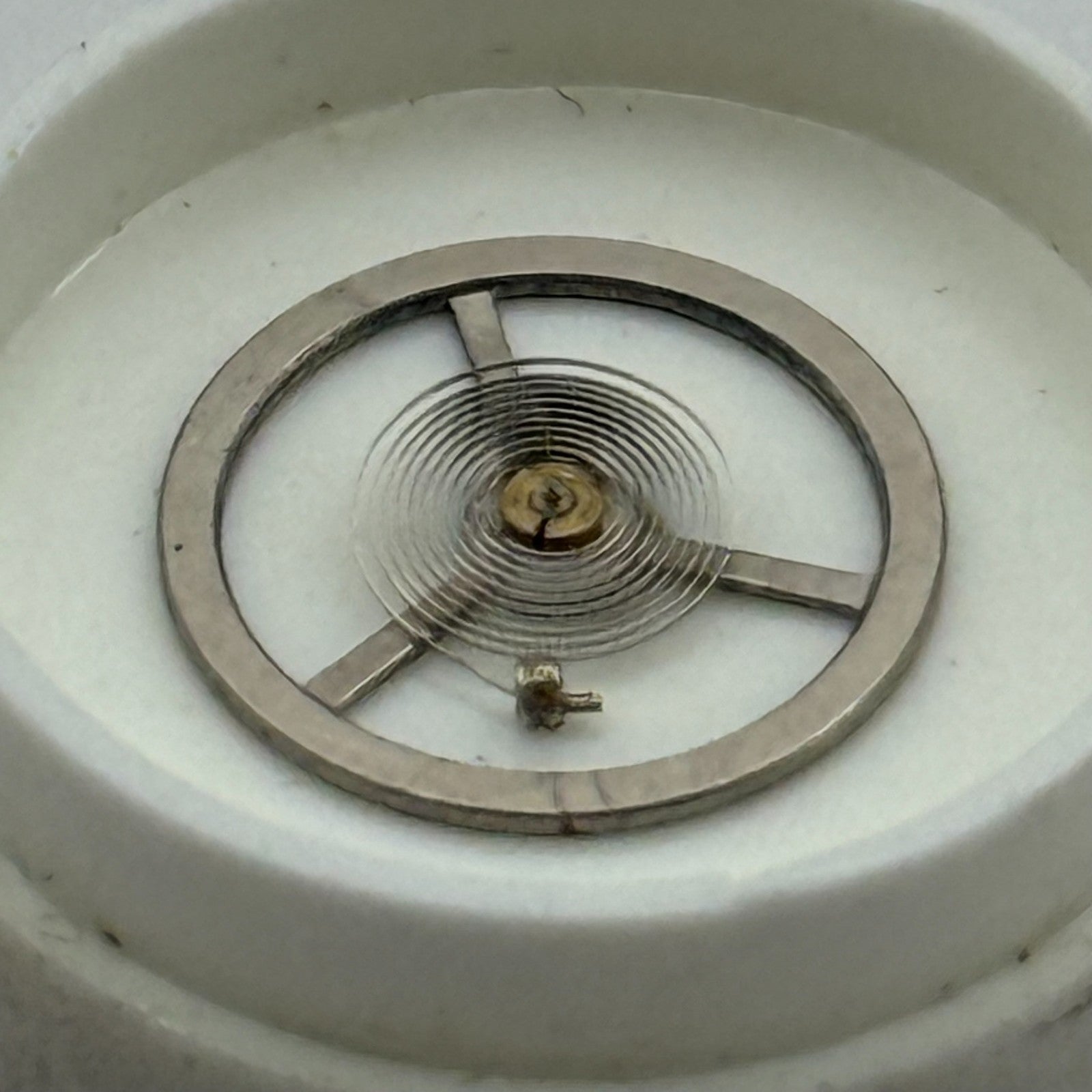 EB 8021 Balance Wheel Complete And Spring 10½’’’ 1253 Watch Movement Parts NOS