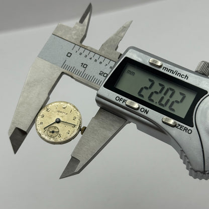 19.7mm Vertex Revue 78 Manual Wind Watch 15 Jewels Movement Swiss Vintage PARTS