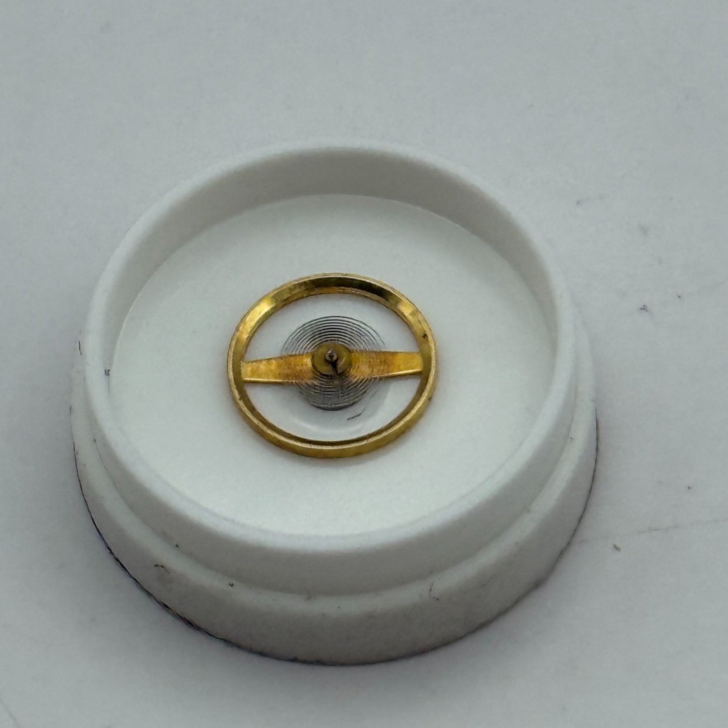 BFG 927 Balance Wheel Complete And Spring 6 3/4-8''' 1512 M Watch Movement Parts