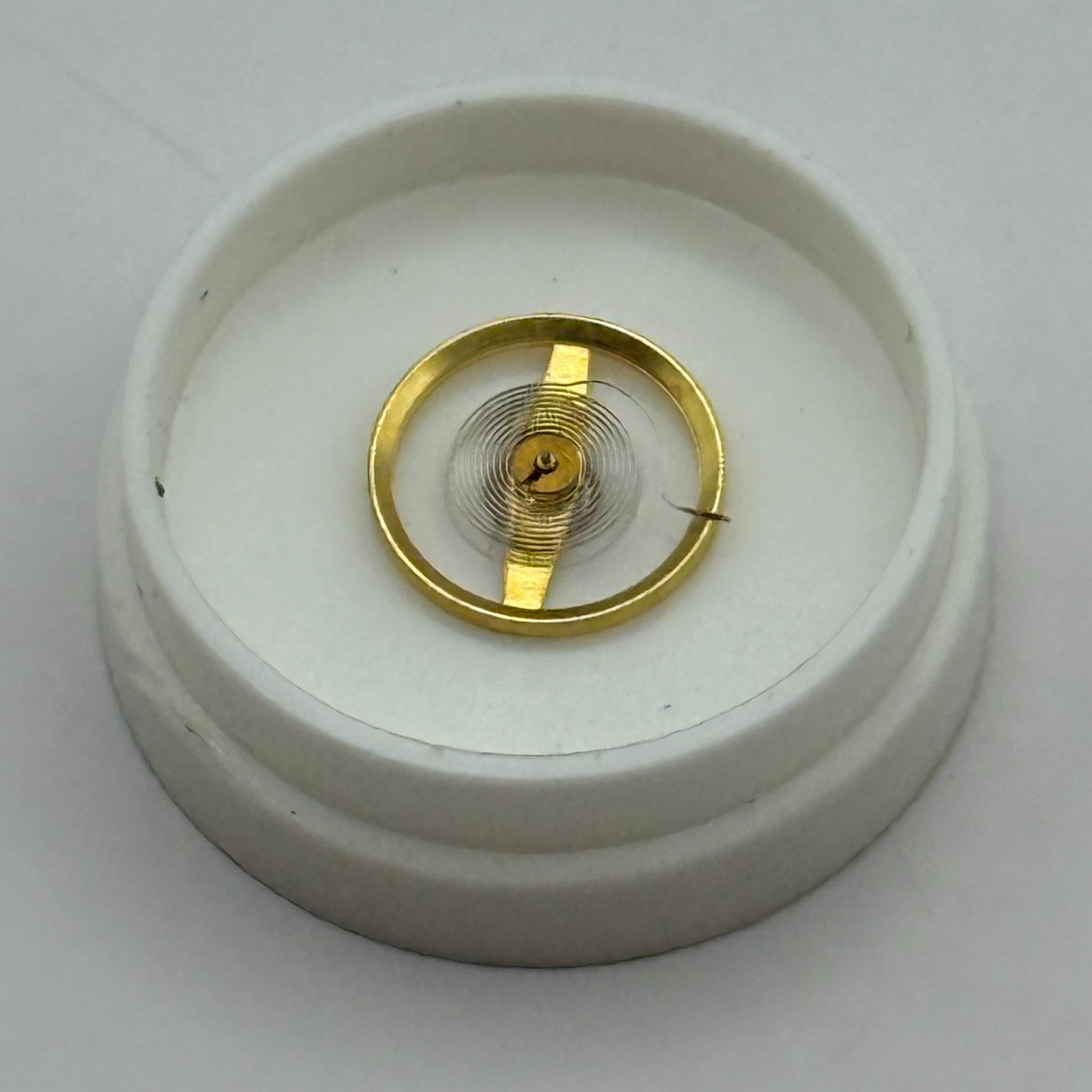 BFG 927 Balance Wheel Complete And Spring  6¾-8’’’ 1512 M Watch Movement Parts 