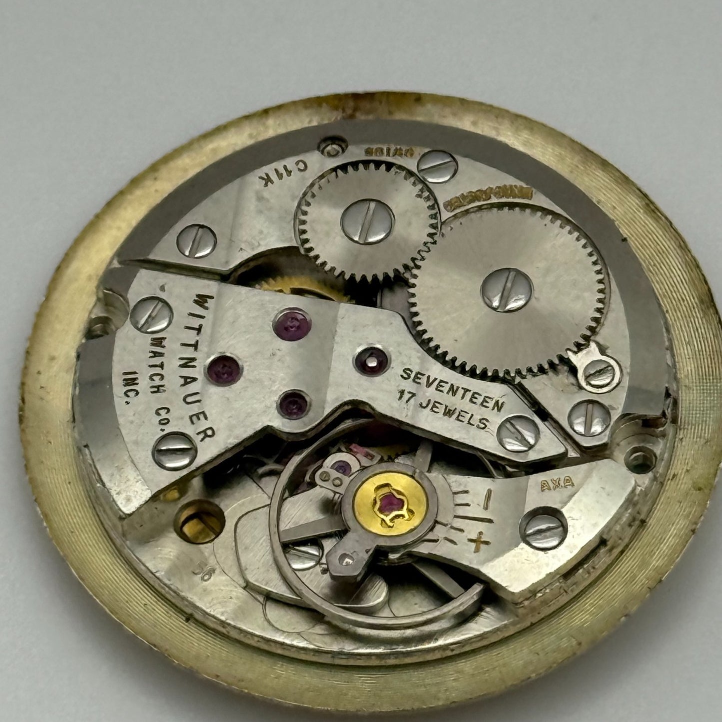 30.6mm Vintage Wittnauer C11K Manual Wind Watch Movement Swiss PARTS REPAIR