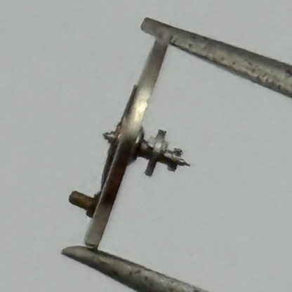 Brac 2051 Balance Wheel Complete And Spring 5 1/4''' 69 M Watch Movement Parts