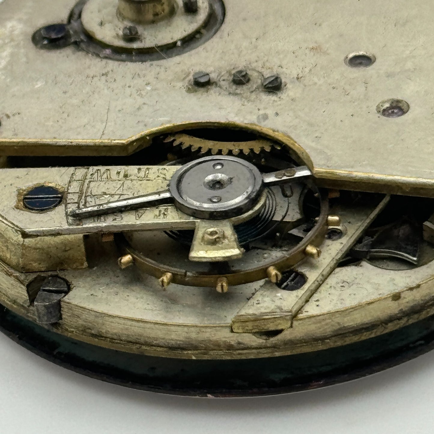 45.3mm Antique Key Wound Balance Intact Pocket Watch Movement PARTS REPAIR SPARE