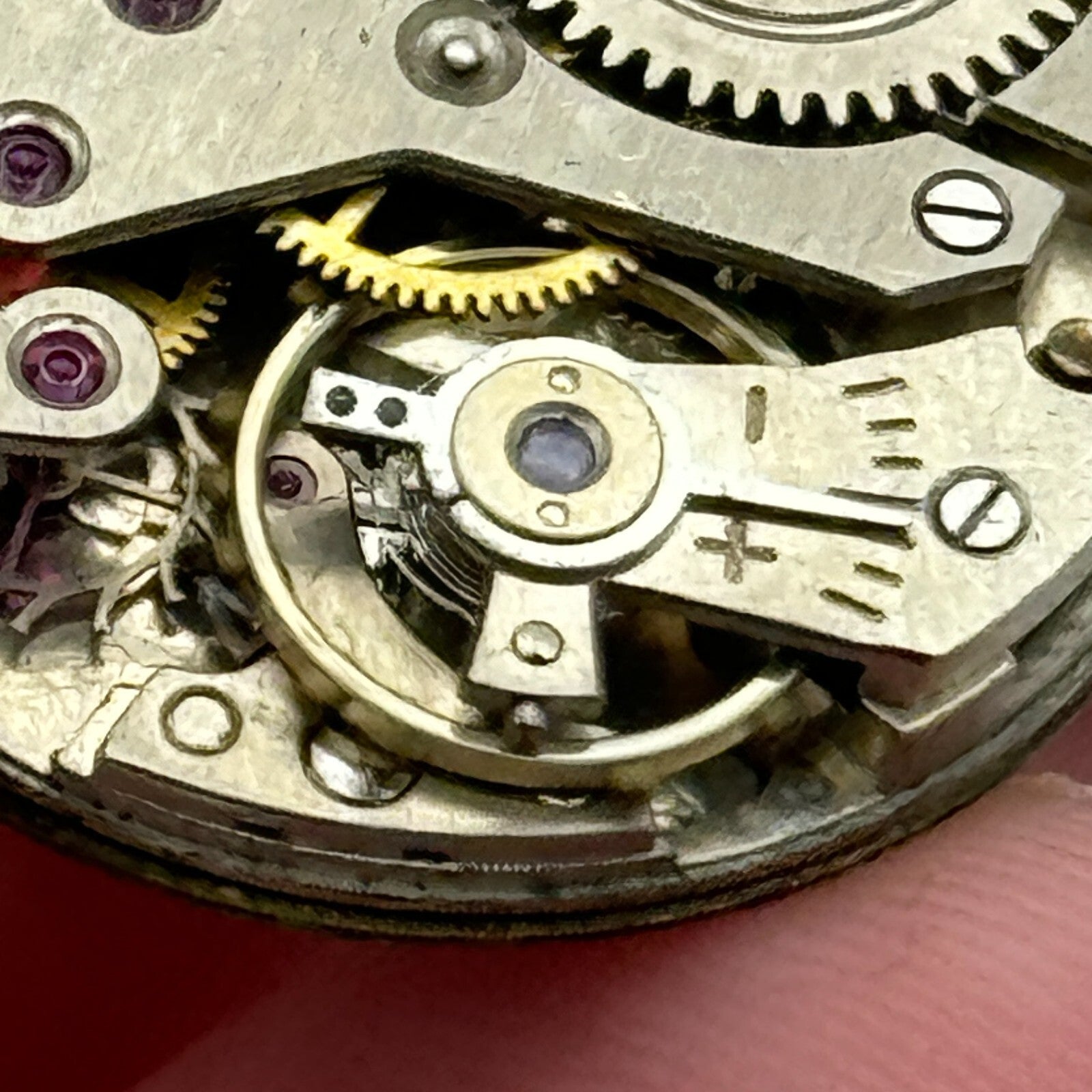 23.6mm Avia AS 1002 984 Balance Ok Watch Movement Swiss Vintage PARTS SPARES