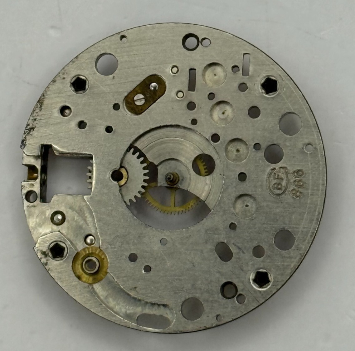 26.9mm Vintage BFG 866 Partial Manual Wind Watch Movement PARTS REPAIR