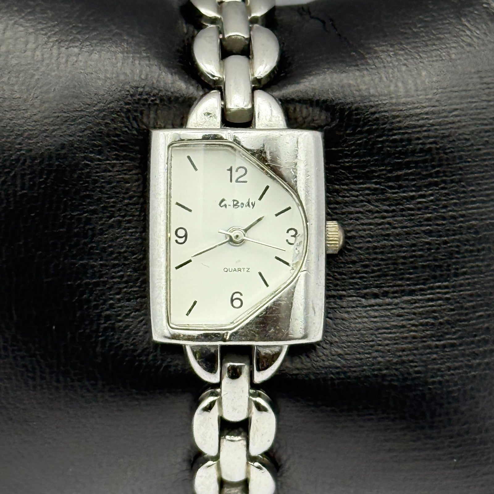 G-Body Time Ladies Quartz Watch White Dial Silver Tone Bracelet Working 19mm