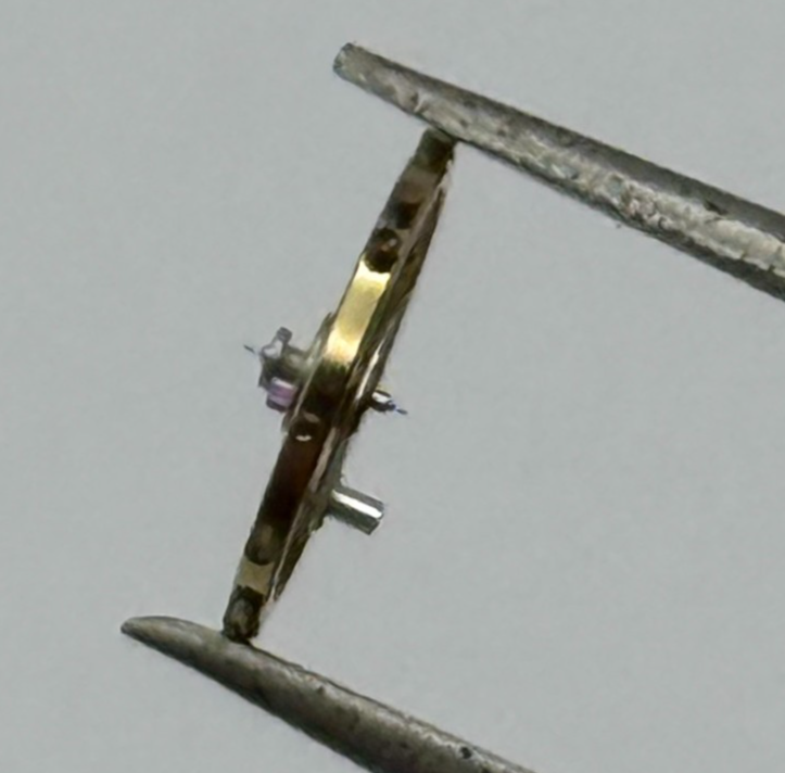 FHF 34 Balance Wheel Complete And Spring 7¾’’’ 1047 M Watch Movement Parts NOS