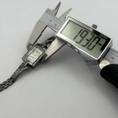 Figaro Italian Design Ladies Quartz Watch Crystal Accents Japan Working 19mm