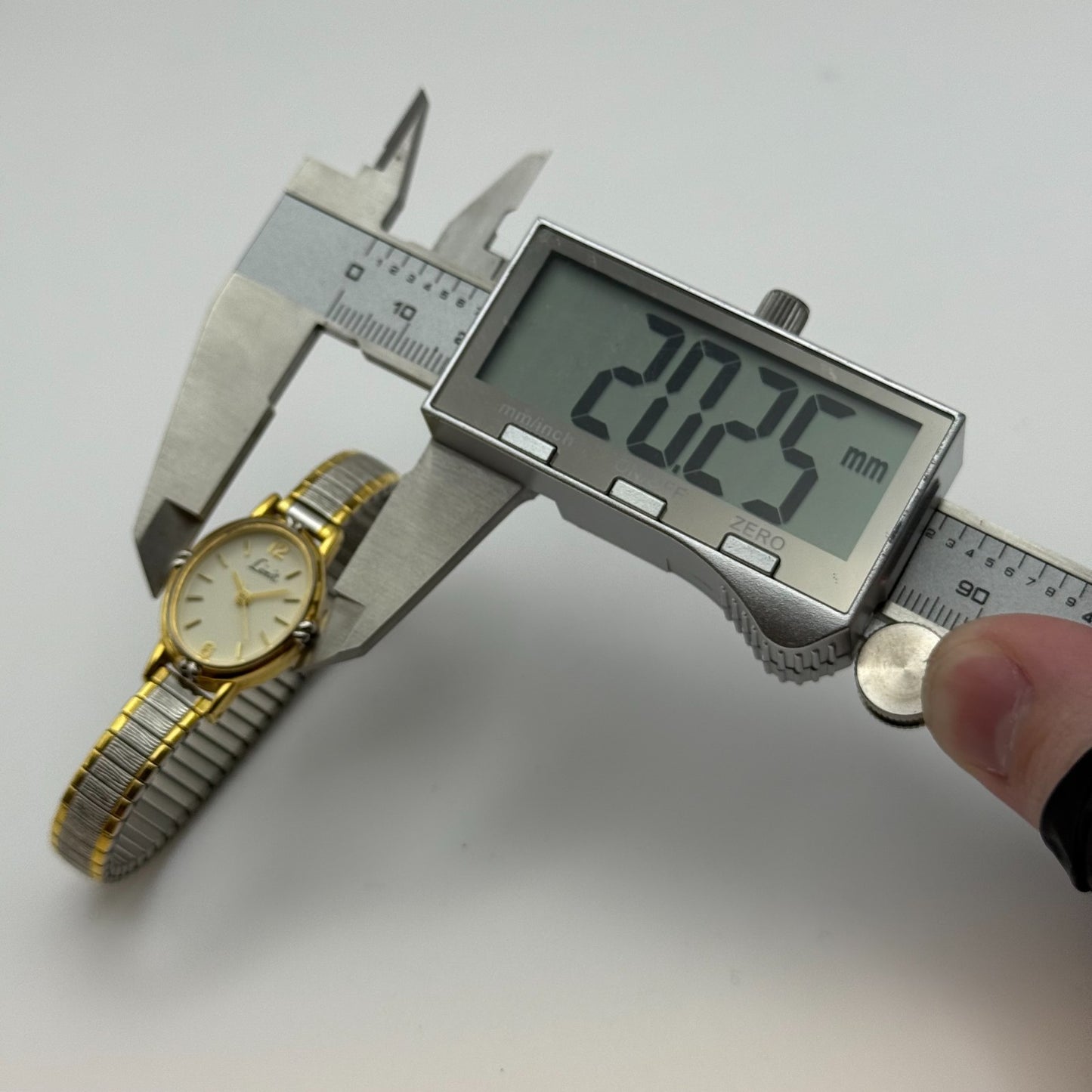 20mm Working Ladies Limit Special Mum Two Tone Quartz Watch Expandable Strap