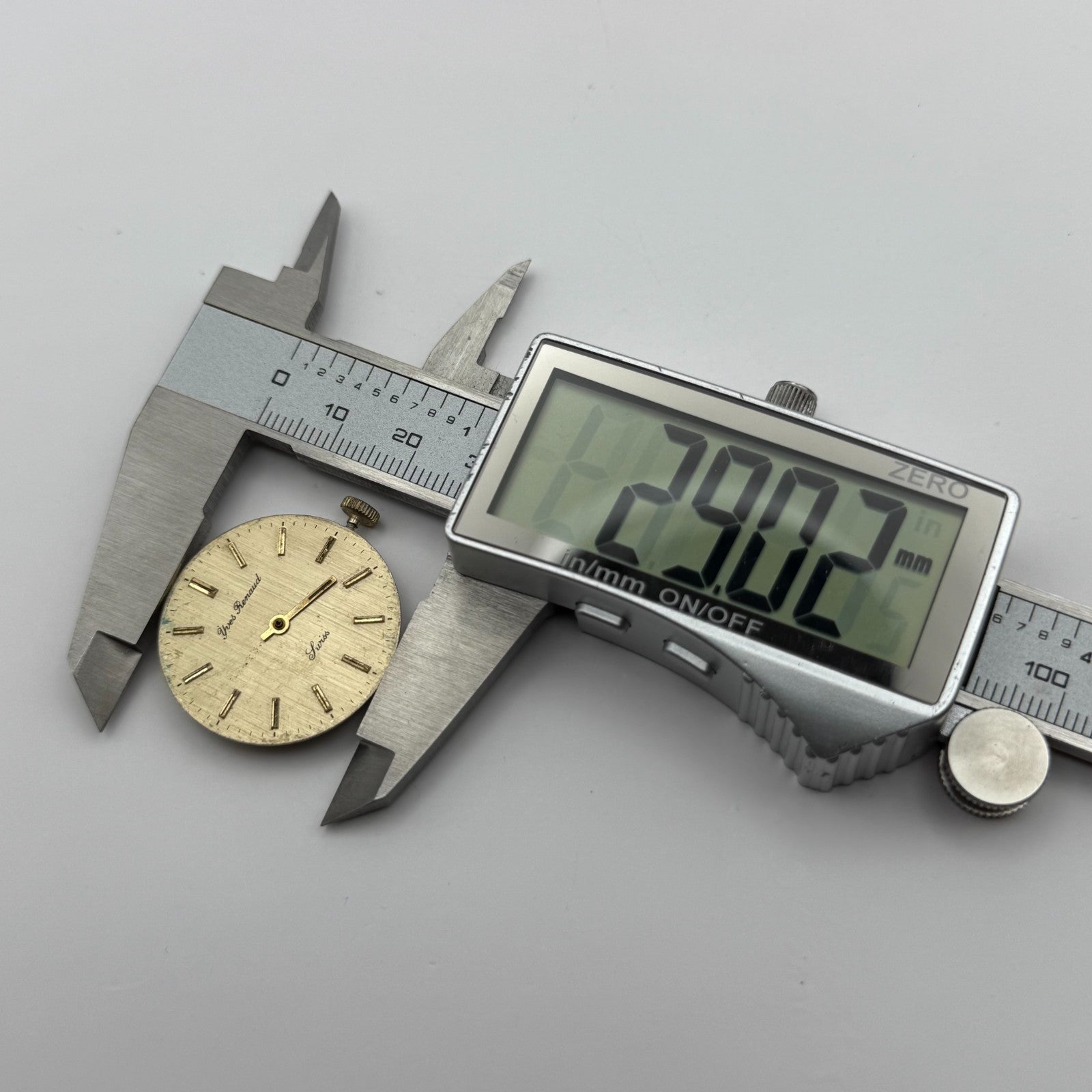 BFG 844 Watch Movement Yves Renaud Manual Wind Vintage Swiss Parts Repair 29mm