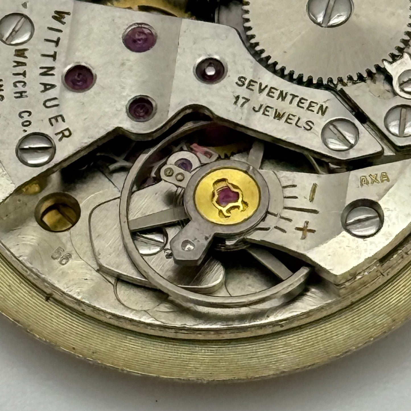 30.6mm Vintage Wittnauer C11K Manual Wind Watch Movement Swiss PARTS REPAIR