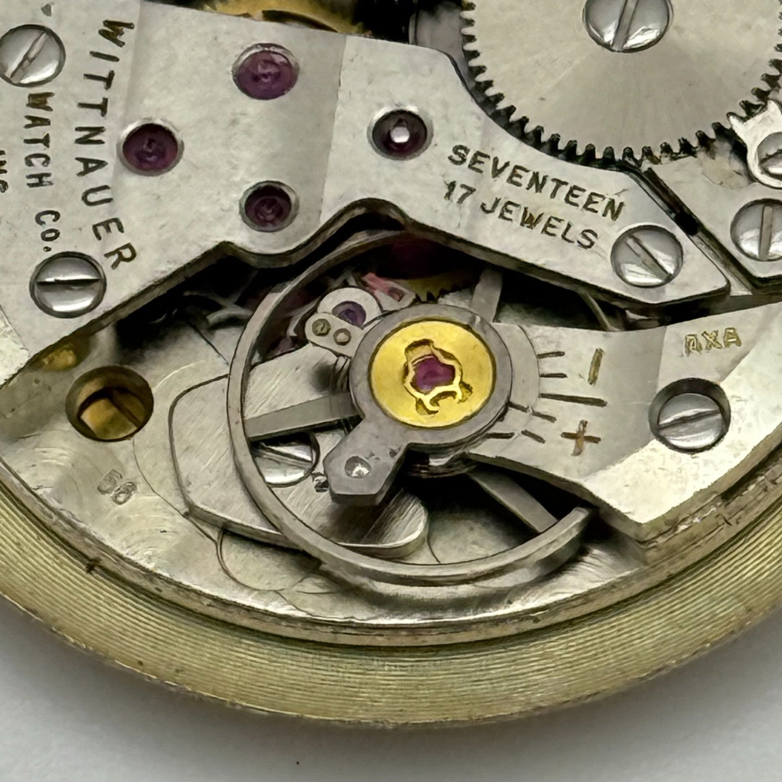 30.6mm Vintage Wittnauer C11K Manual Wind Watch Movement Swiss PARTS REPAIR