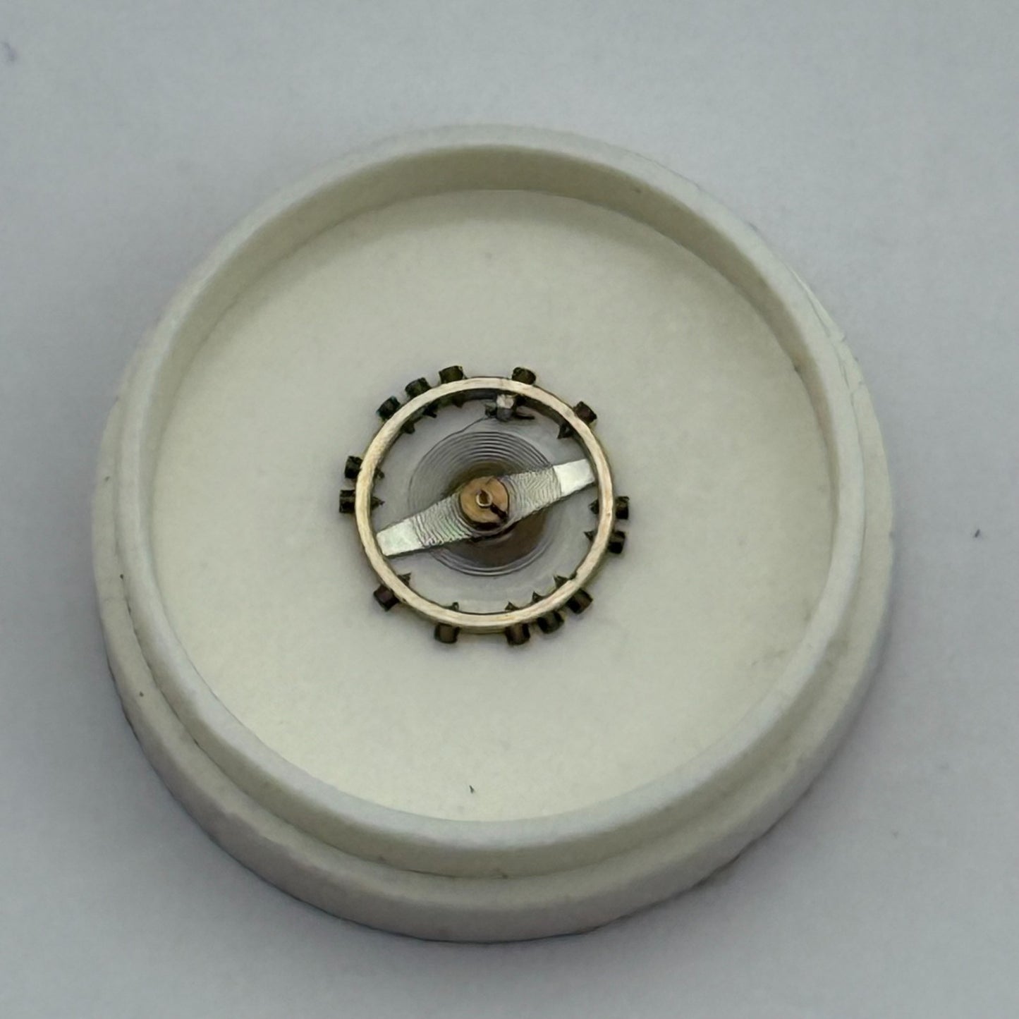 FEF 6600 Balance Wheel Complete And Spring  Inca 1181 M Watch Movement Parts NOS