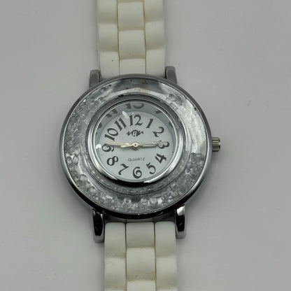 Ladies Fashion Quartz Watch Rhinestone Silver Tone White Strap Working 39mm