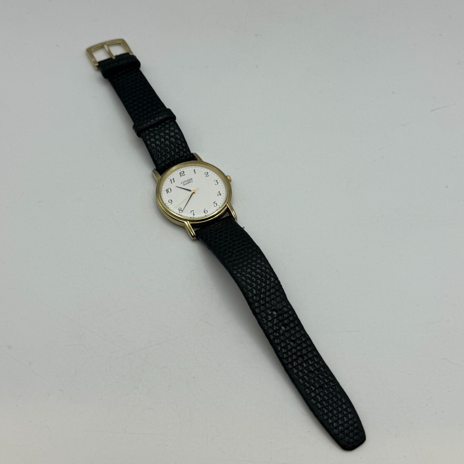 33mm Working Citizen 6031-S018161 White Dial Quartz Watch New Battery 8.5 Inches