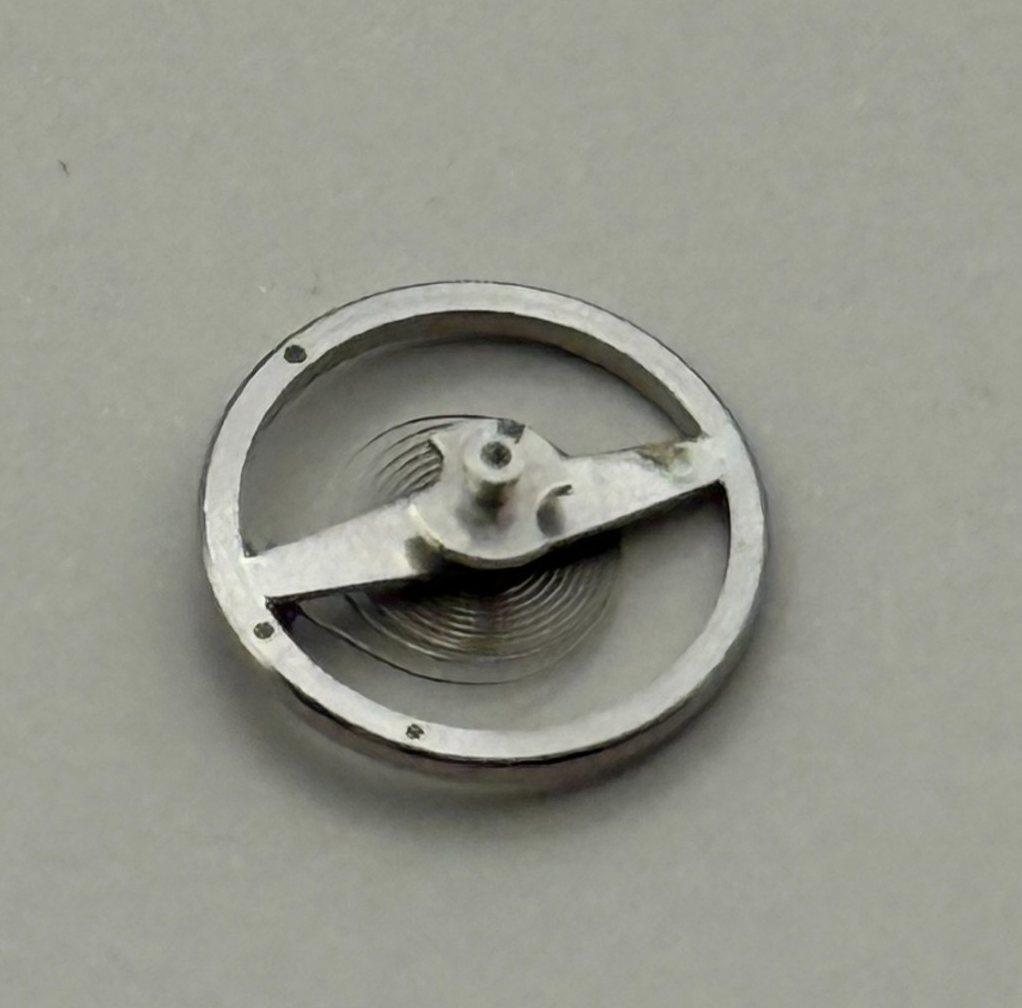 Cris 440 Balance Wheel Complete And Spring  6¾’’’ 974 M Watch Movement Parts NOS