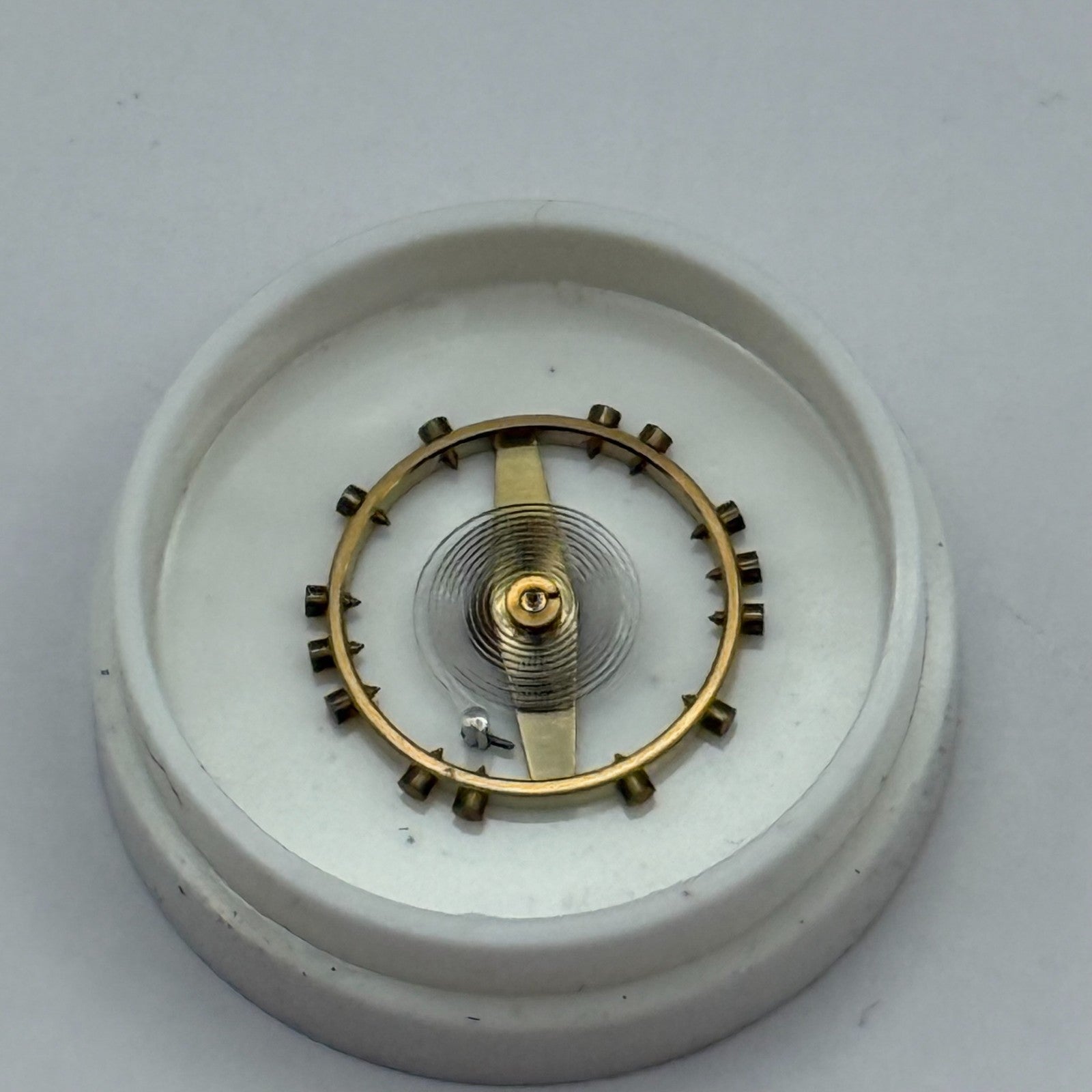 Venus 180 Balance Wheel Complete And Spring 10½’’’ 323 M Watch Movement Parts