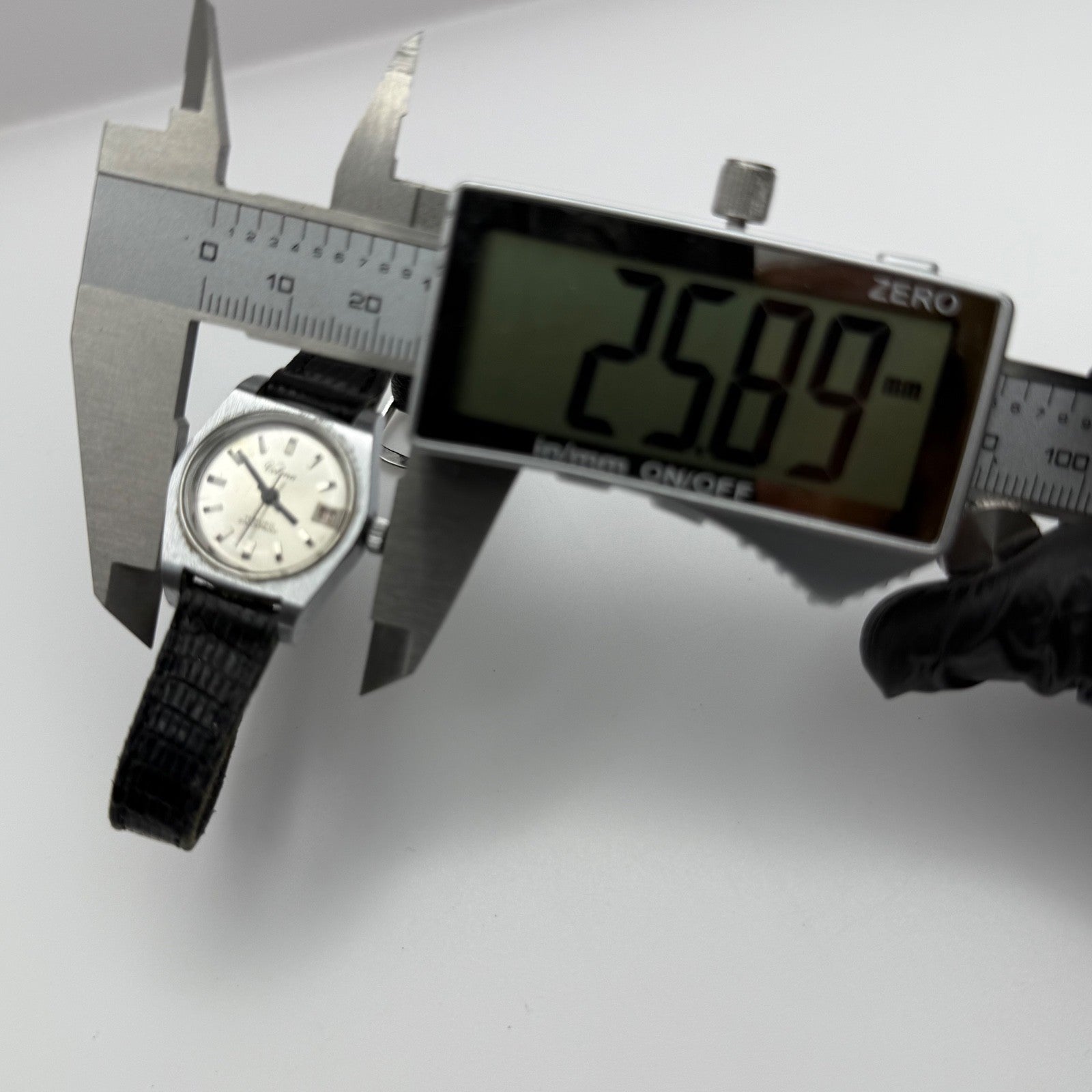 23mm Vintage Velma 17 Rubis Shockproof 21 Jewels Manual Wind Watch PARTS REPAIR