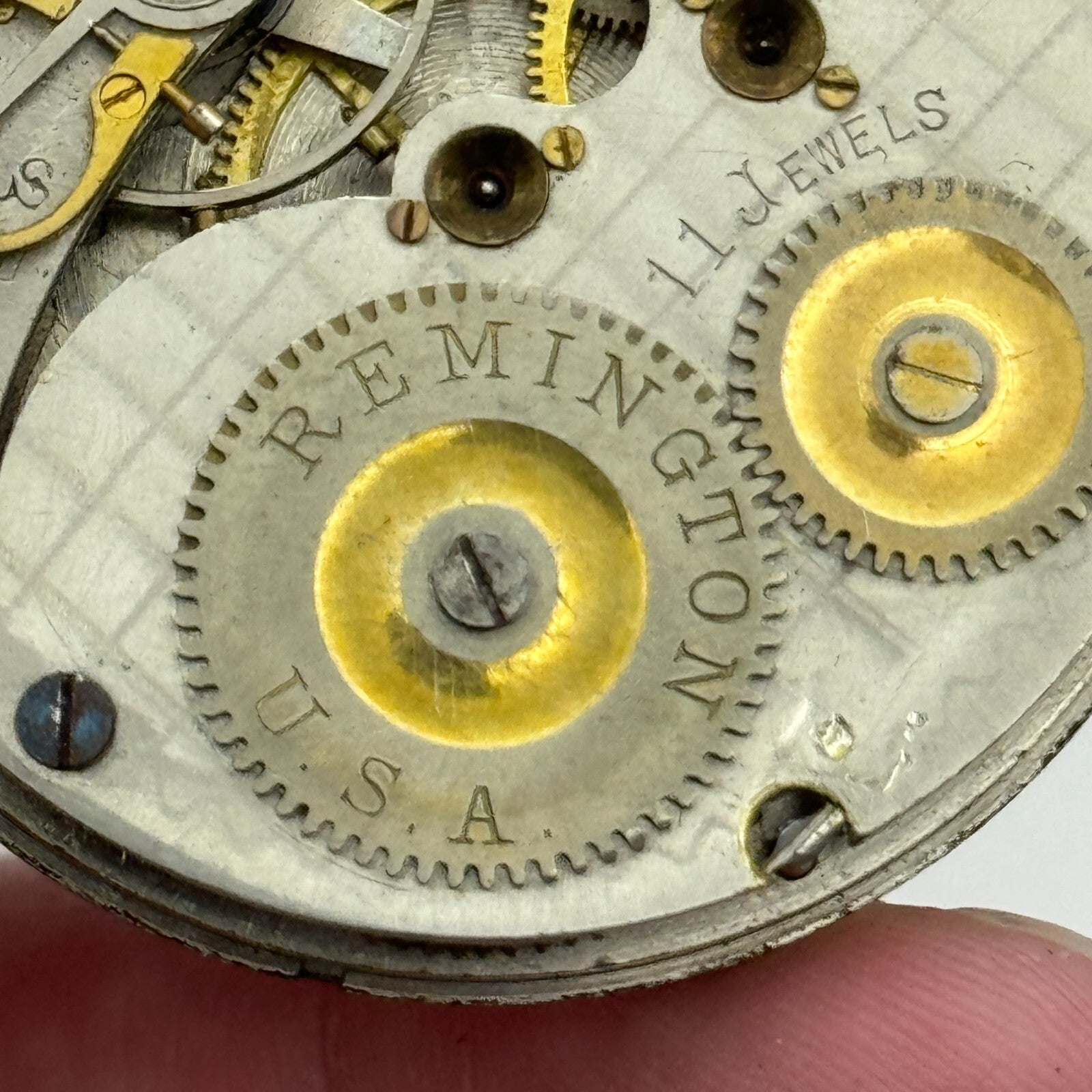 43.1mm Antique Remington USA 11 Jewels Hunter Pocket Watch Movement PARTS SPARES