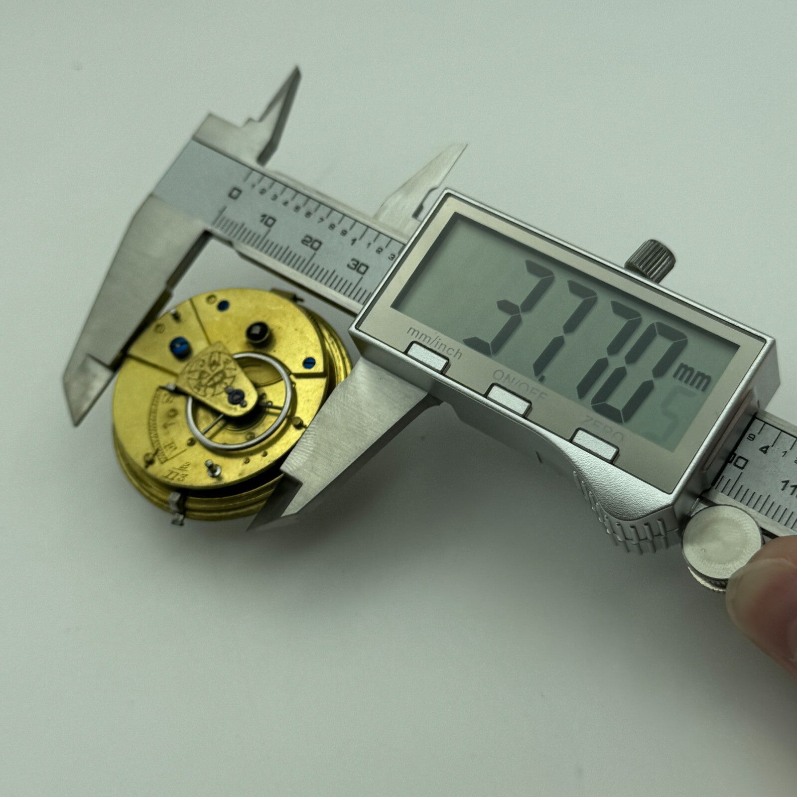 42.9mm Antique CWMC/S Wigston Coventry Cooperative Pocket Watch Movement PARTS