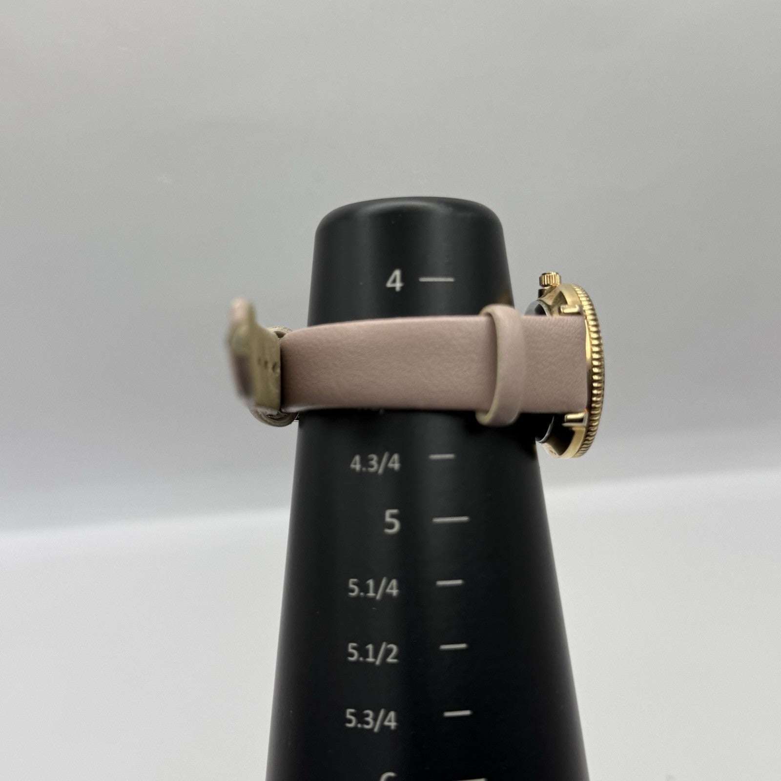 27mm Working Ladies Limit Mother Of Pearl Date Dial C-VJ22 Pink Quartz Watch