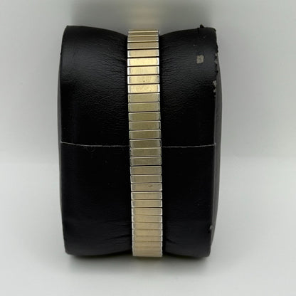 Sekonda USSR Ladies Quartz Watch White Dial Gold Tone Stretch Band Working 22mm