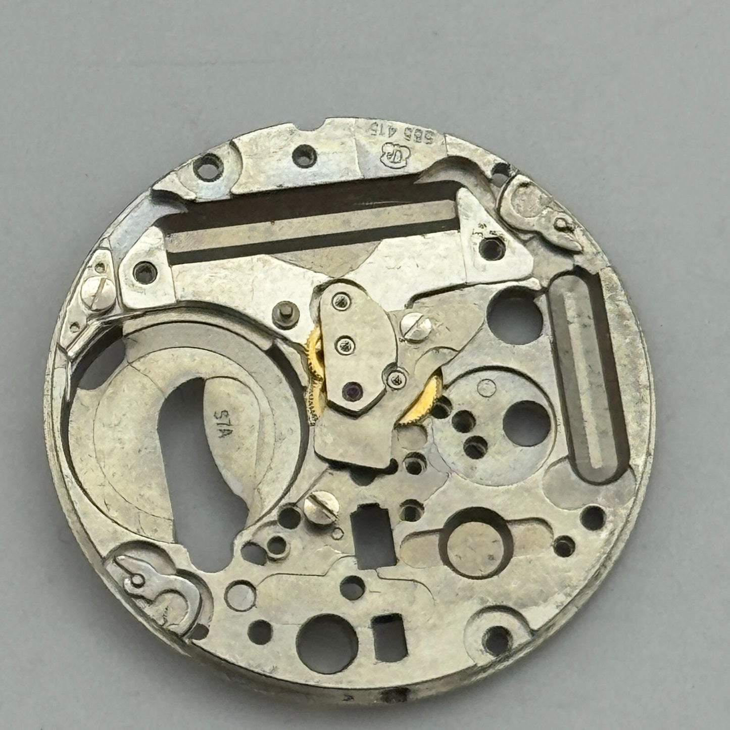23.8mm ETA 555.415 Swiss 1 Jewel Quartz Partial Watch Movement Vintage PARTS