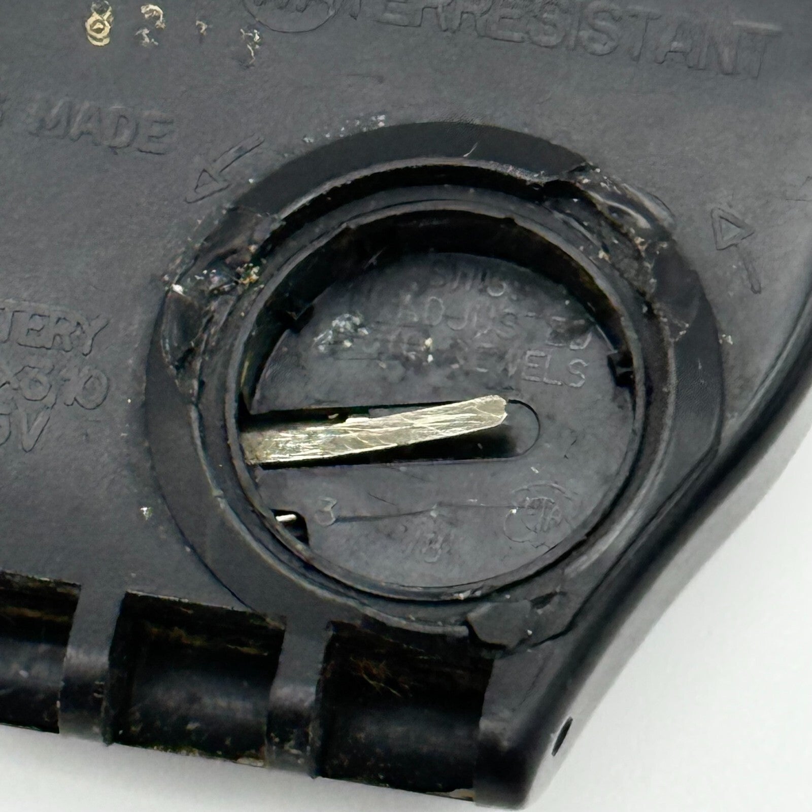 33mm Vintage 1996 Swatch Black Dial Plastic Quartz Watch UNTESTED PARTS REPAIR