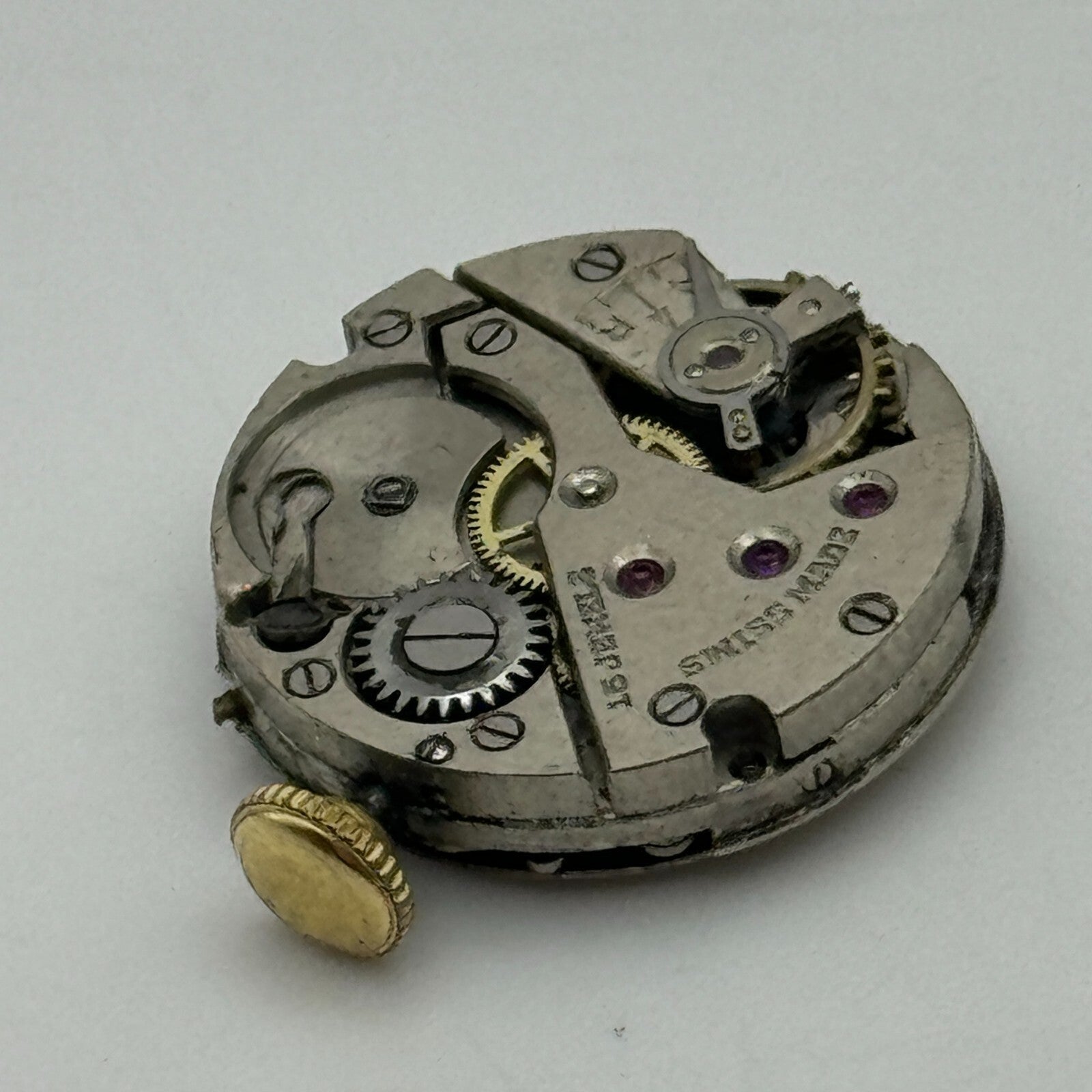 19.7mm Ladies Avia Derby D 40 Manual Wind Watch Movement Swiss Vintage PARTS