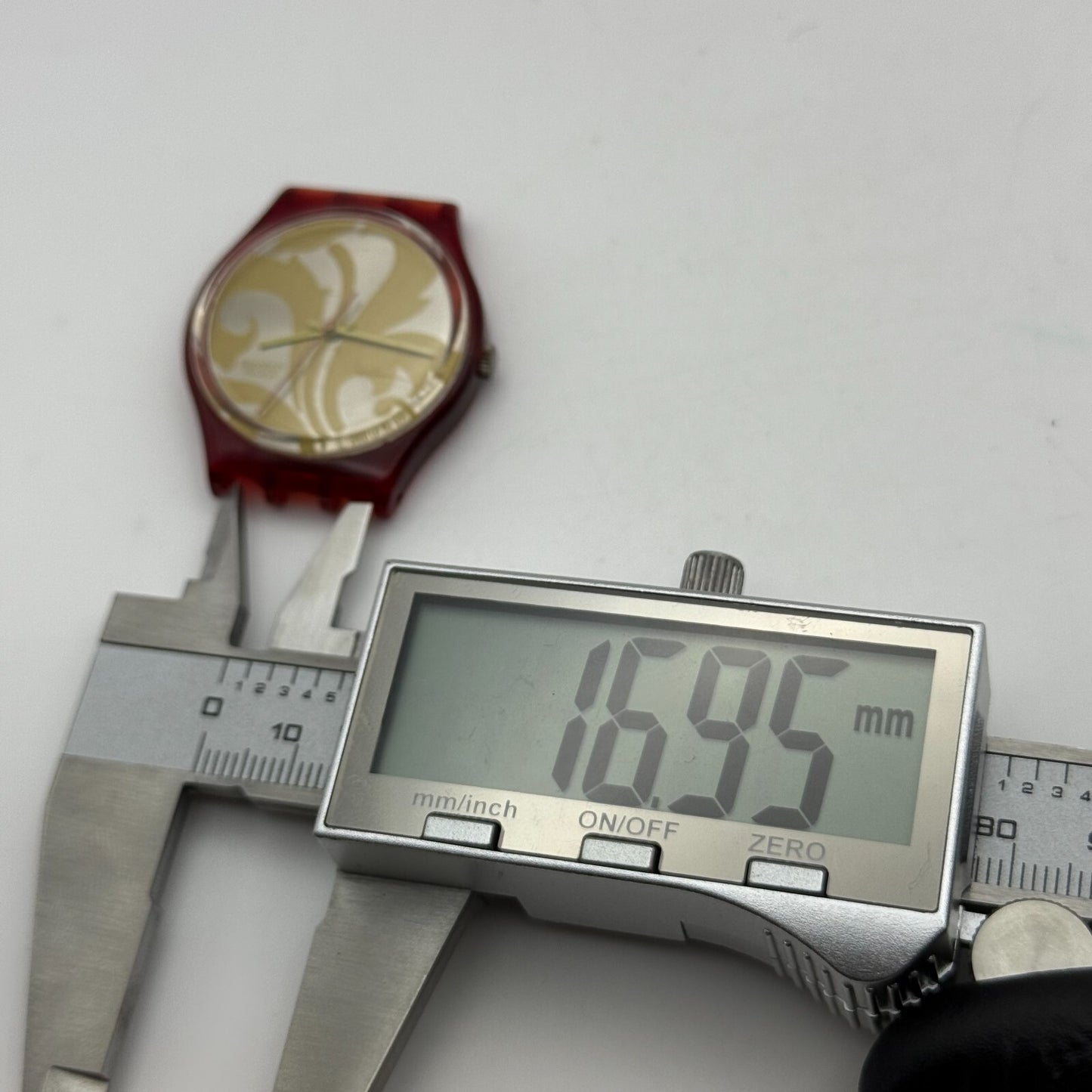 33mm Vintage 1990 Swatch GR106 Louis Watch UNTESTED PARTS REPAIR