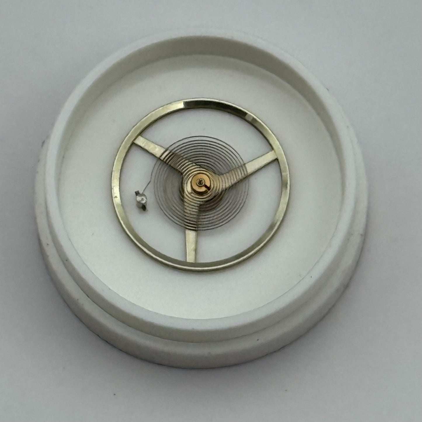 Felsa 4450? Balance Wheel Complete And Spring   1713 M Watch Movement Parts NOS