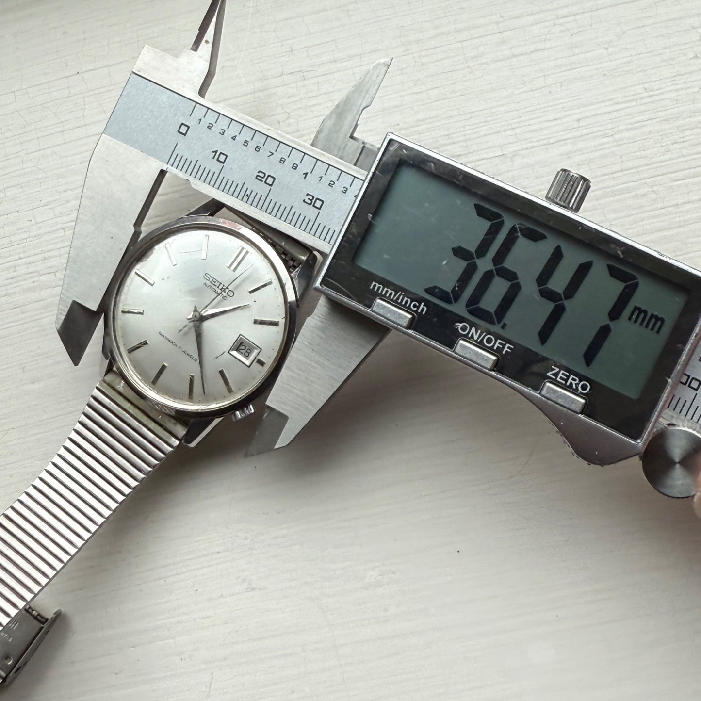 Men's Vintage Seiko Full AutoWinding Watch Diashock Bracelet 36mm Japan Running