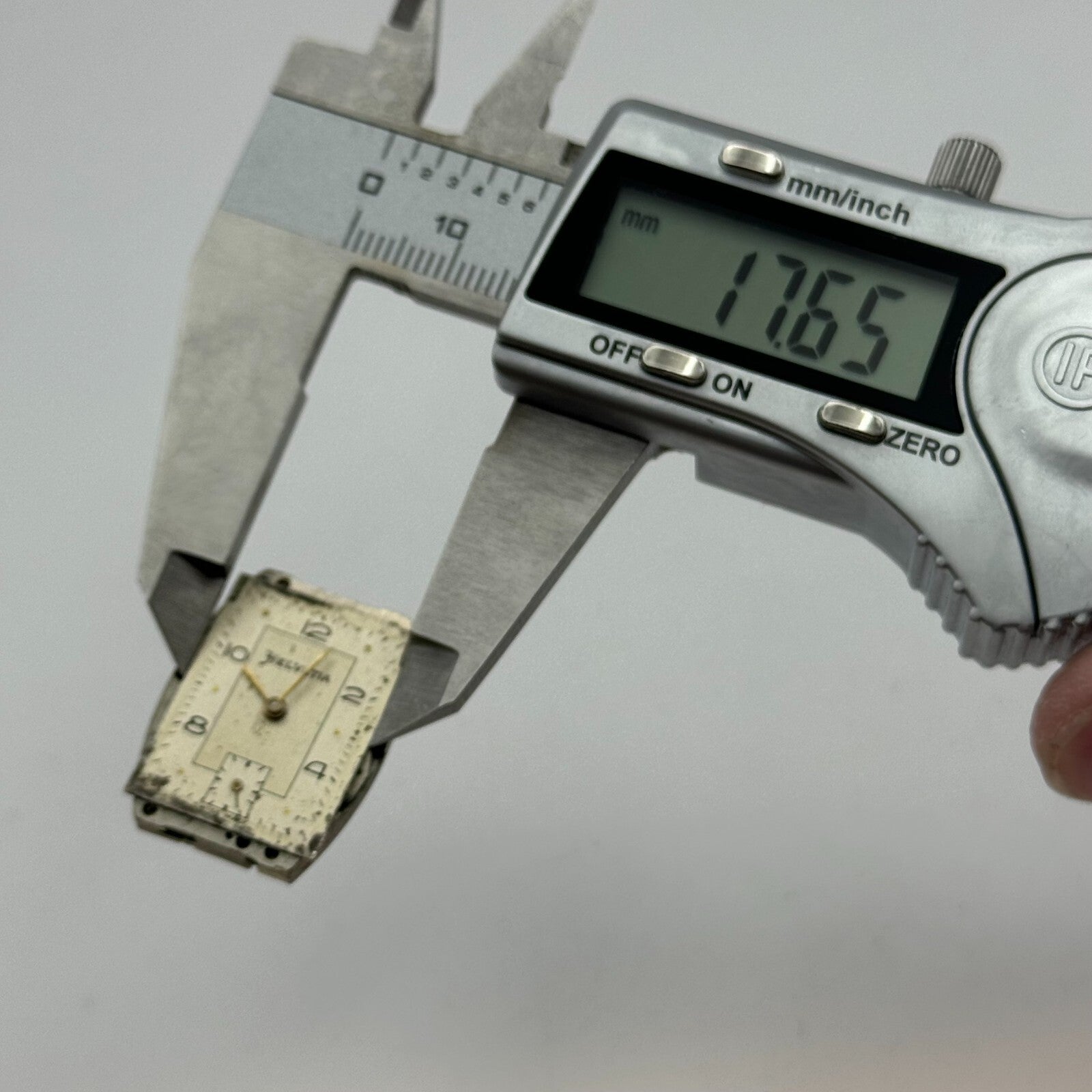 20mm Men's Helvetia 75A Tank Sub Seconds Watch Movement Manual Wind Swiss PARTS