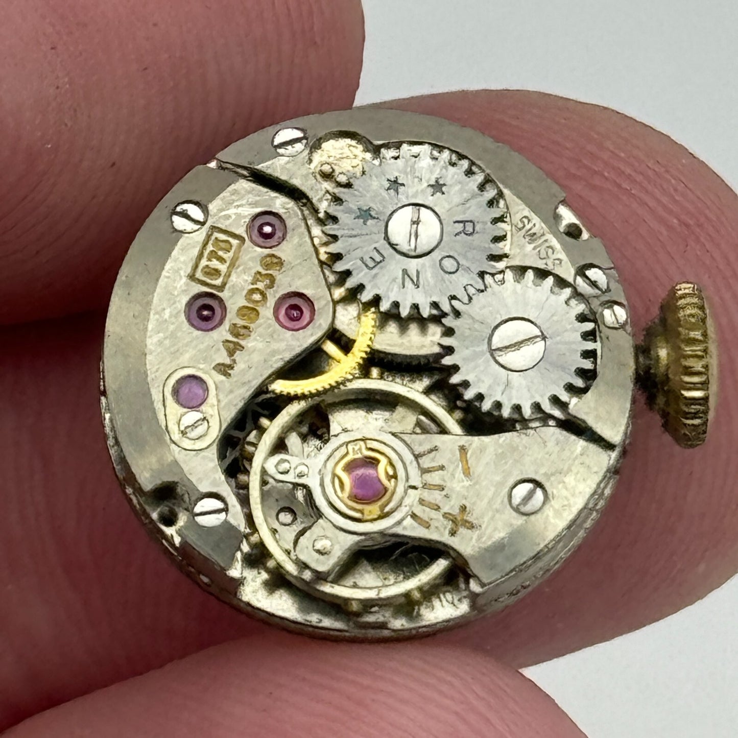 15.5mm Ladies Rone 675 ETA 2410 Manual Wind Watch Movement Swiss Vintage PARTS