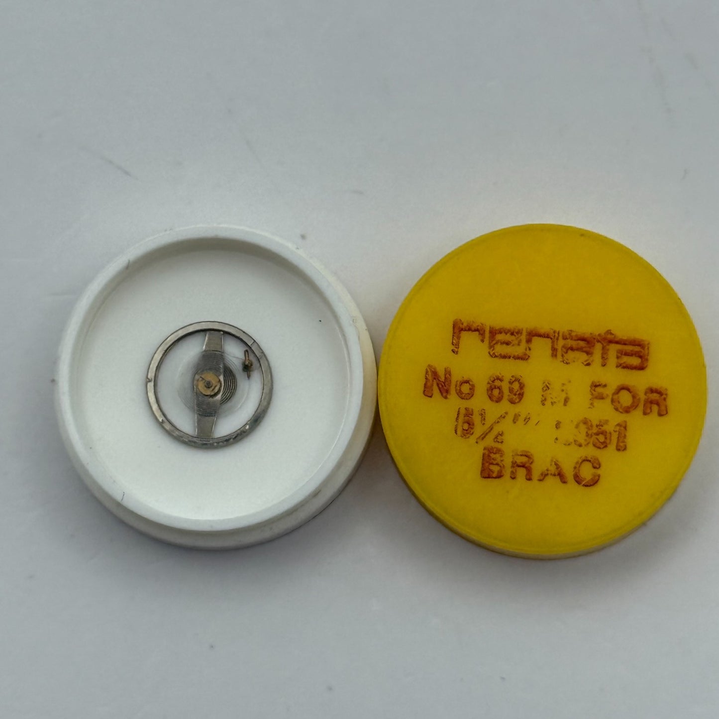 Brac 2051 Balance Wheel Complete And Spring  5½’’’ 69 M Watch Movement Parts NOS