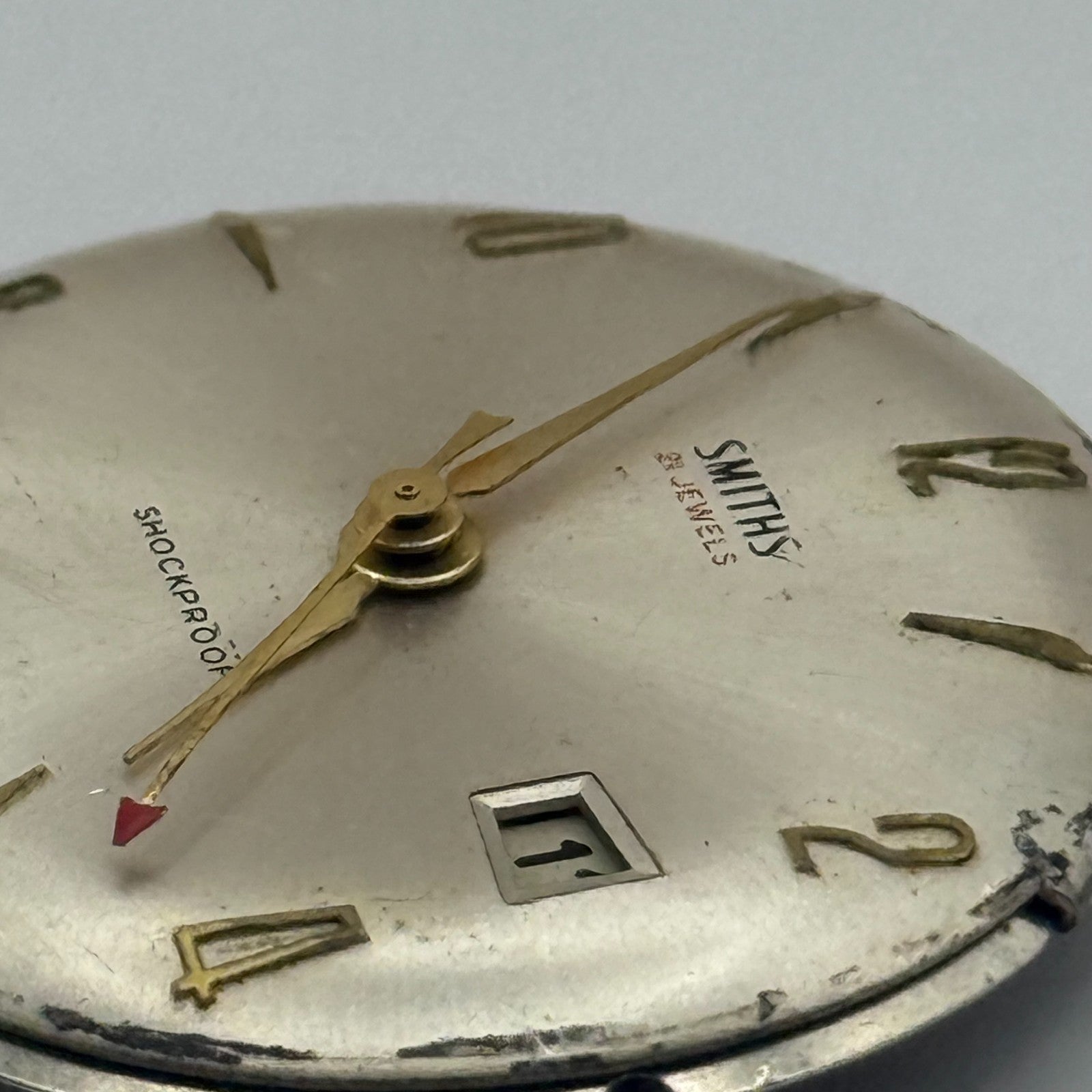 Smiths Shockproof Date 5T65 Watch Movement Manual Wind Vintage Parts Repair 23mm
