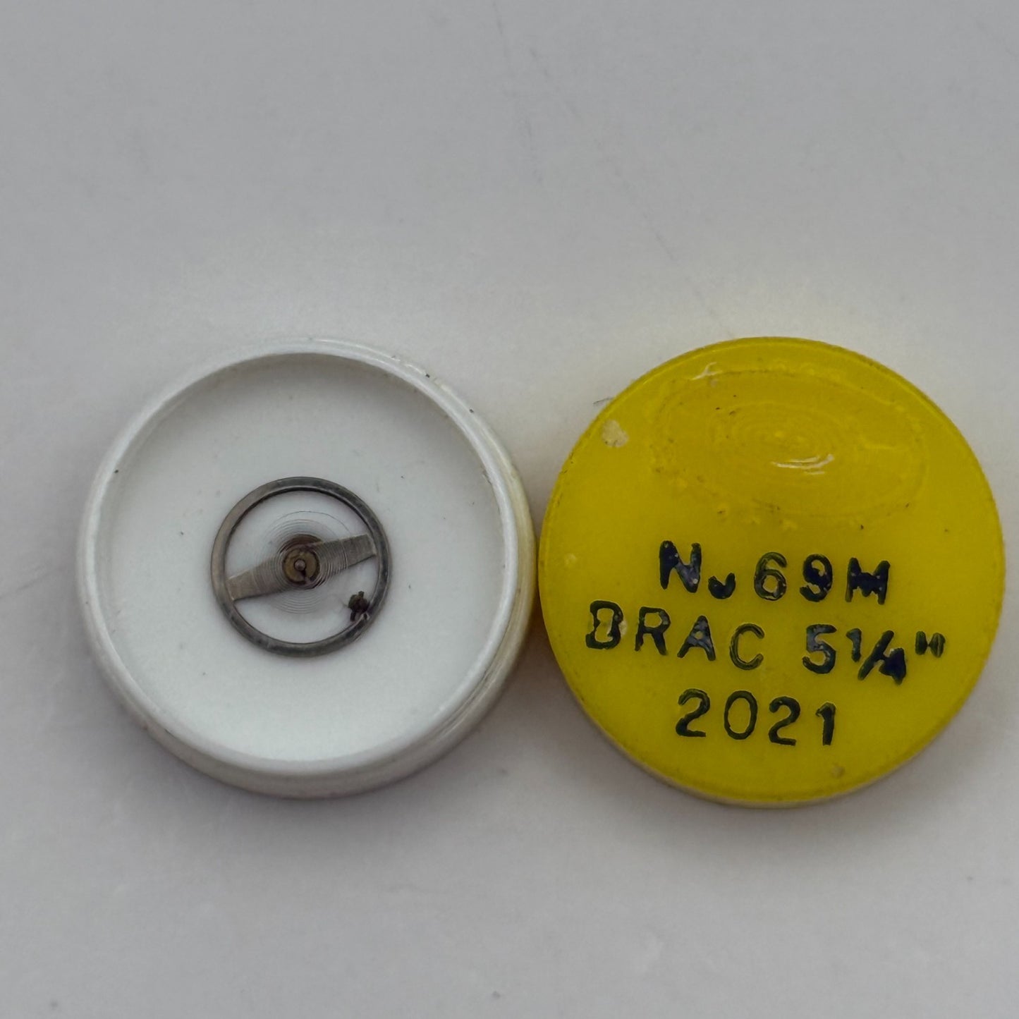 Brac 2021 Balance Wheel Complete And Spring 5¼’’’ 69 M Watch Movement Parts NOS